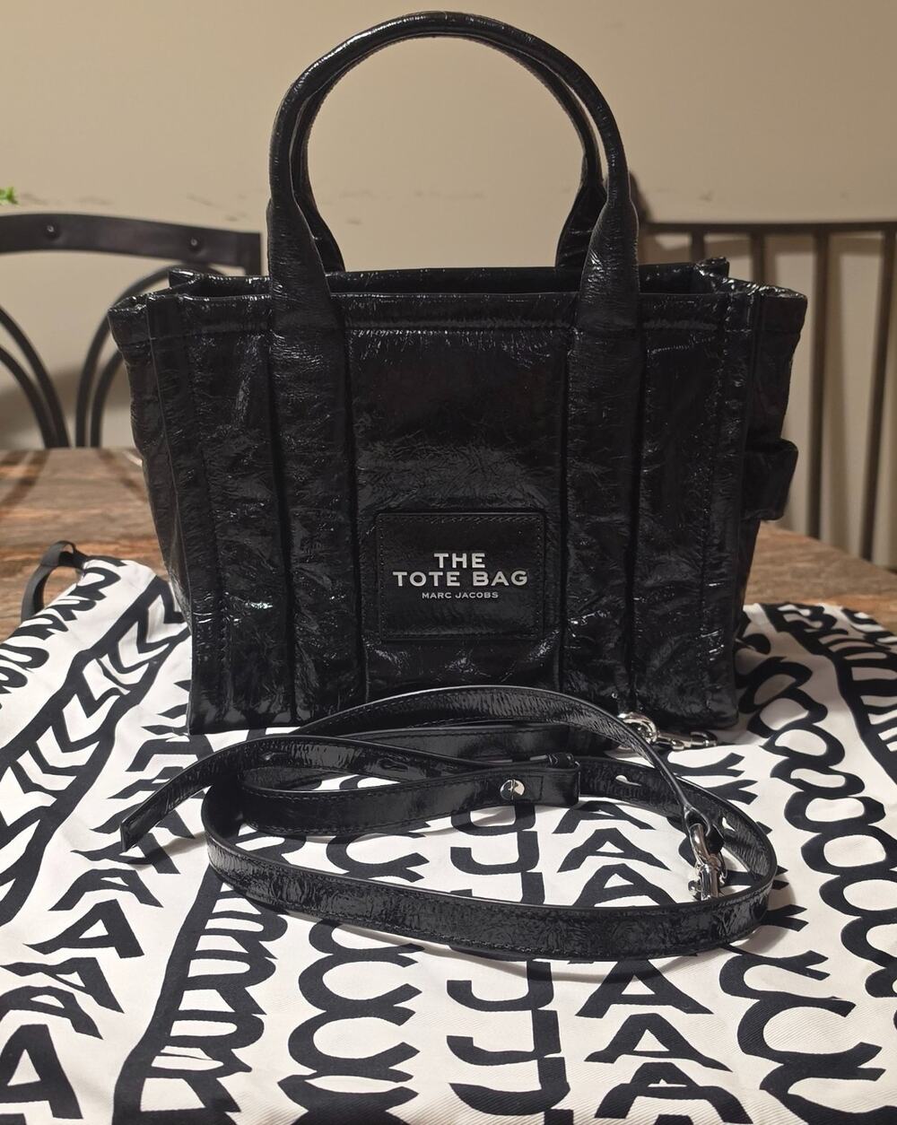 Marc Jacobs Shiny Crinkle Small Tote Black Leather H065L01PF22 Crossbody